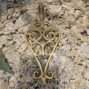 Vintage Solid Brass Fleur De Lis Design Trivet